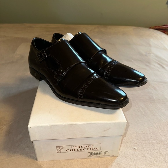 Versace Men’s Dress Shoes - Picture 1 of 7